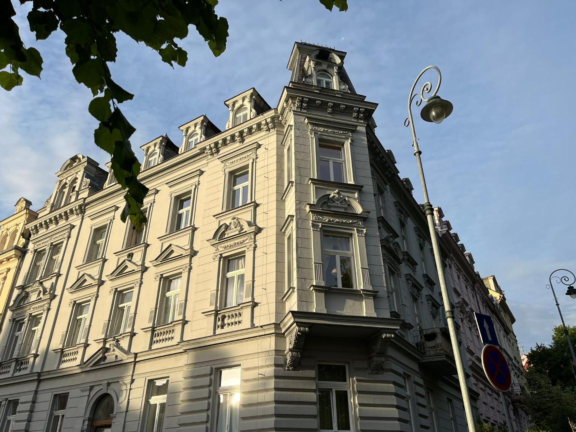 Apartma Polonia Apartment Karlovy Vary Exterior photo